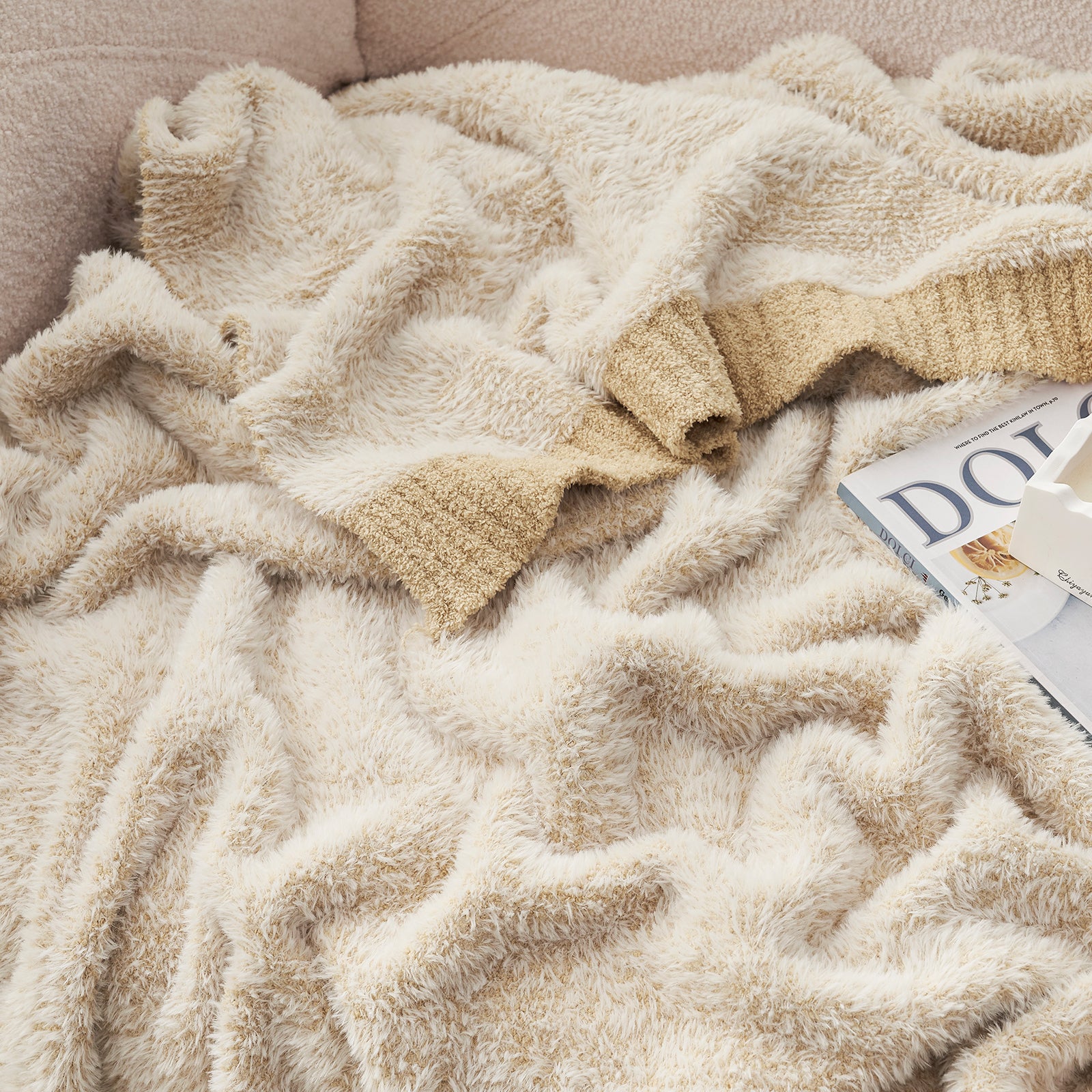 Amélie Home Super Soft Faux Fur Feather Yarn Throw Blankets-Heather Beige