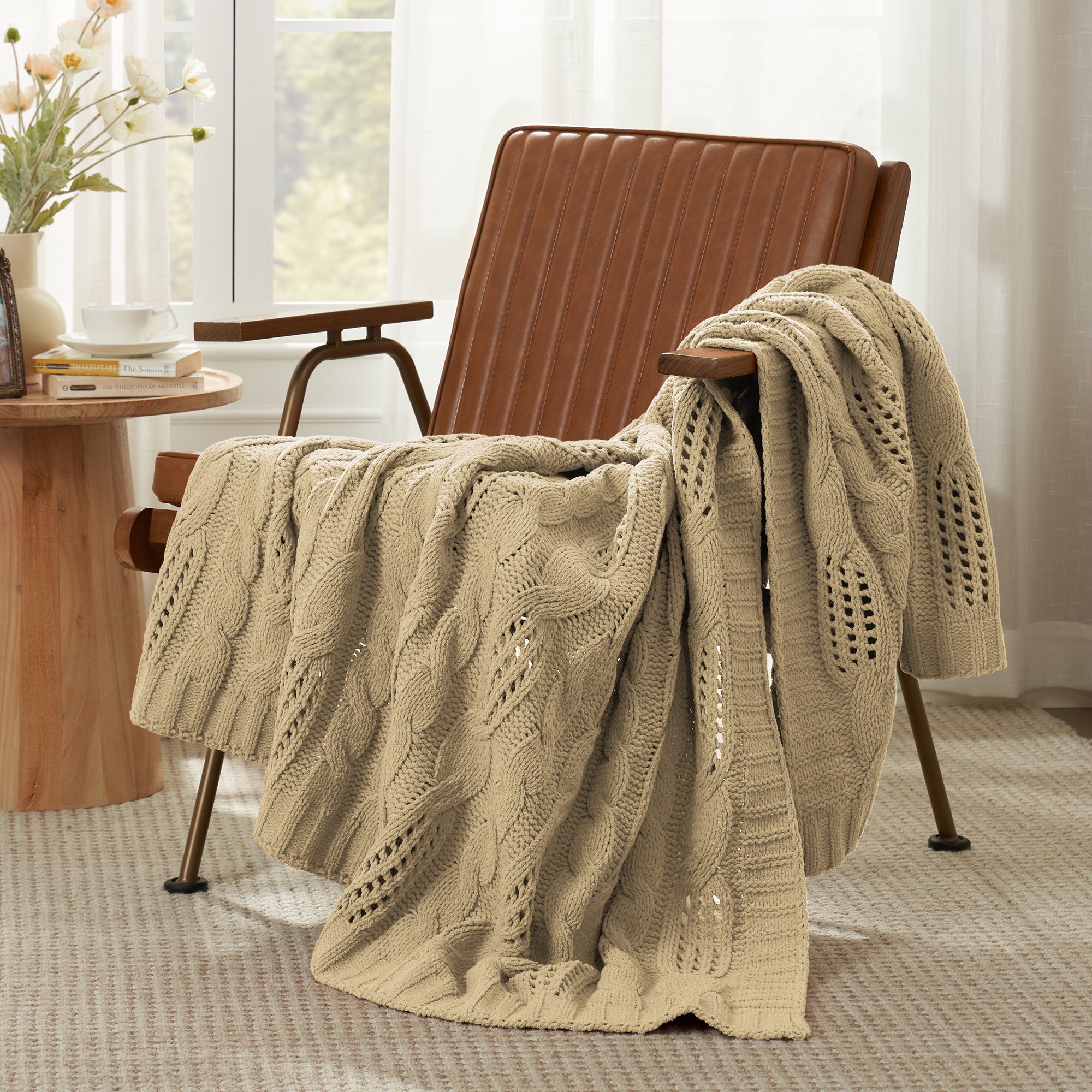 Cable Knitted Throw Blanket-Beige