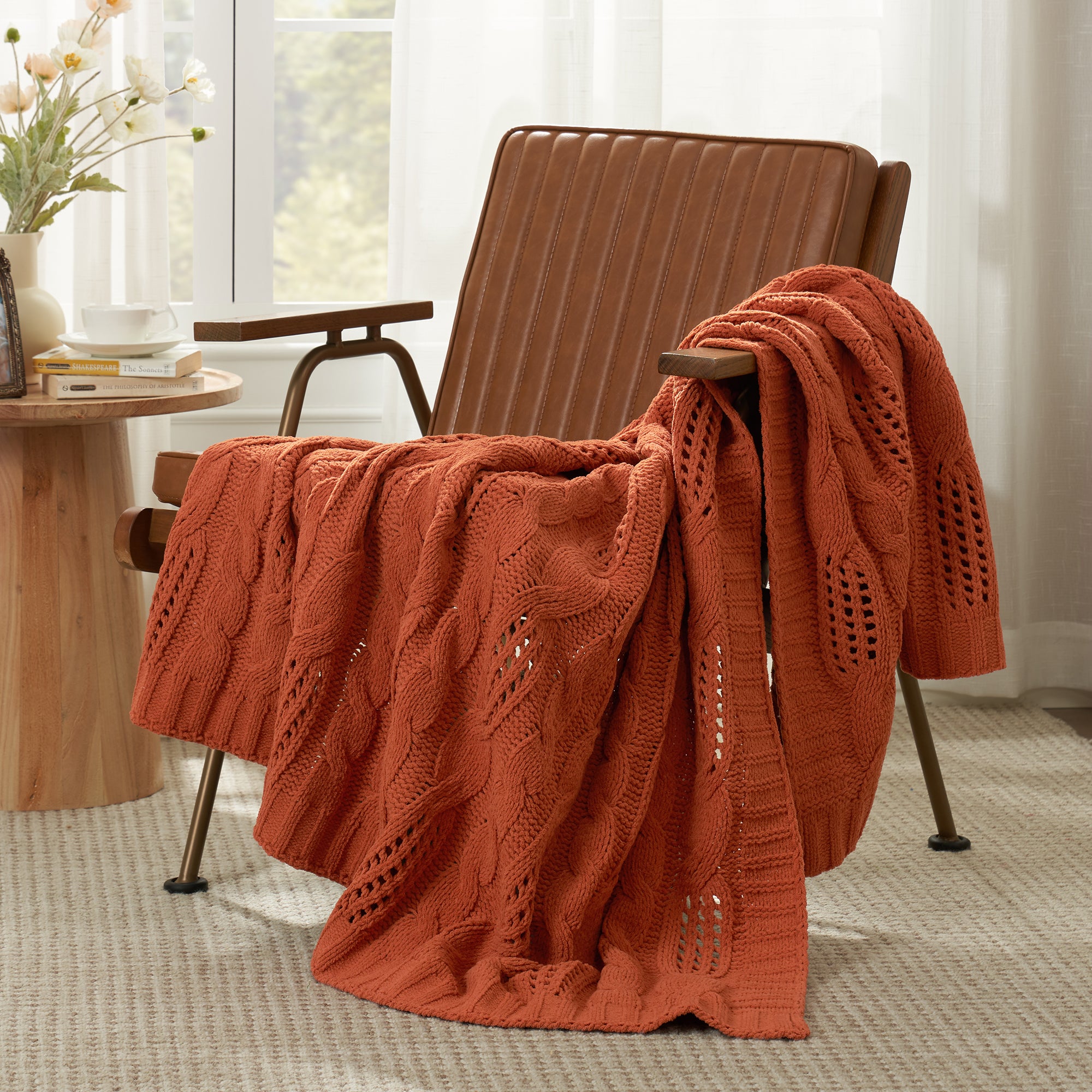 Amélie Home Cable Chenille Throw Blanket