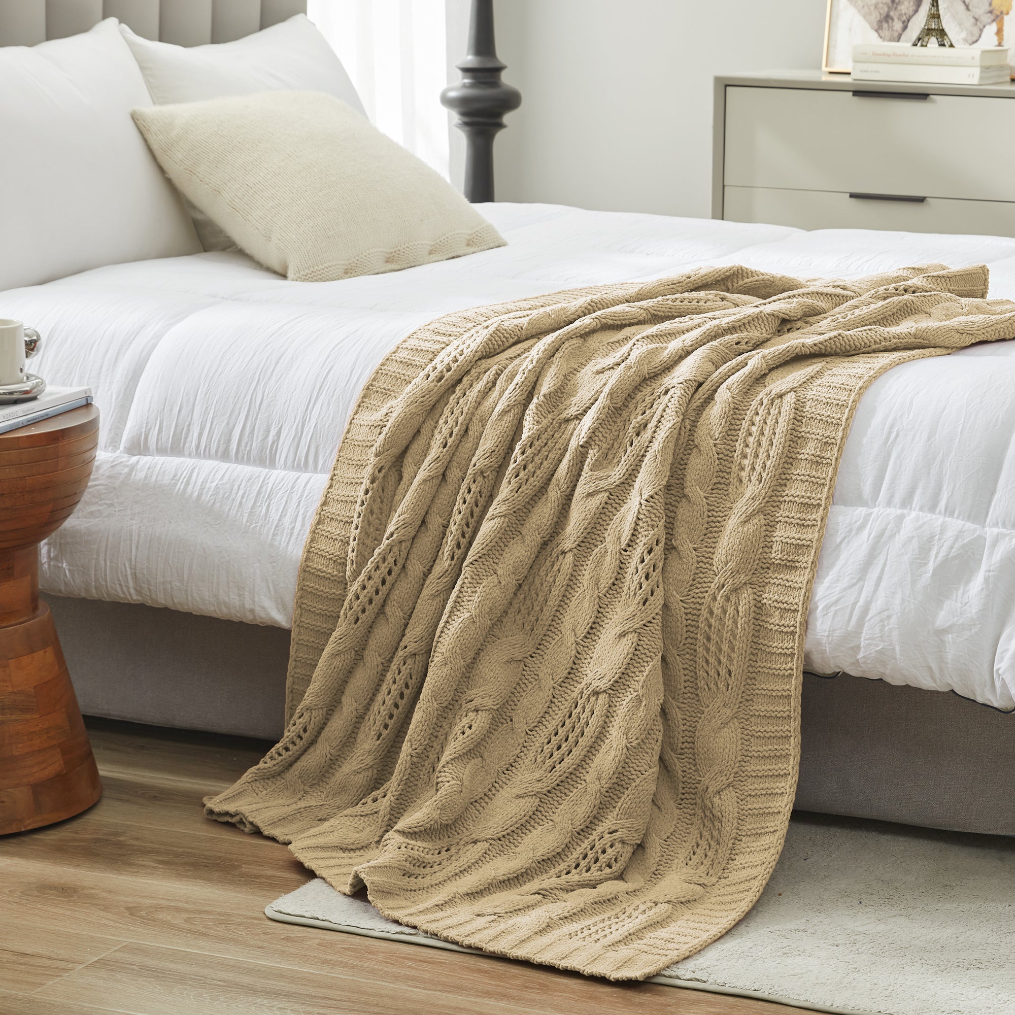 Cable Knitted Throw Blanket-Beige