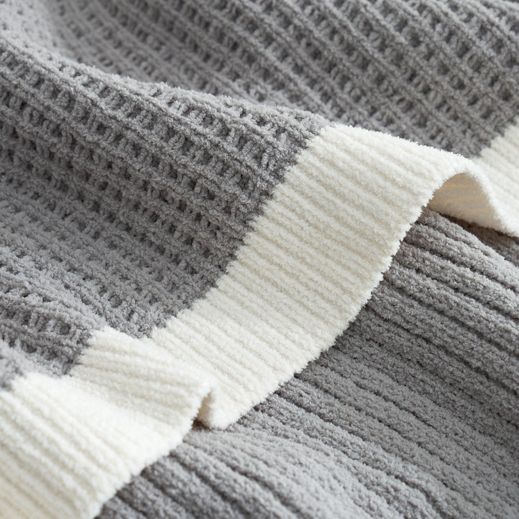 Chenille Waffle Throw Blanket-Grey