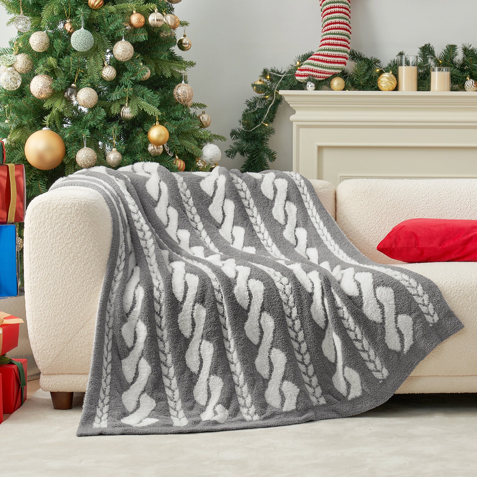 Amélie Home Double Sided Comfy Faux Fur Feather Yarn Throw Blankets-Cable Grey